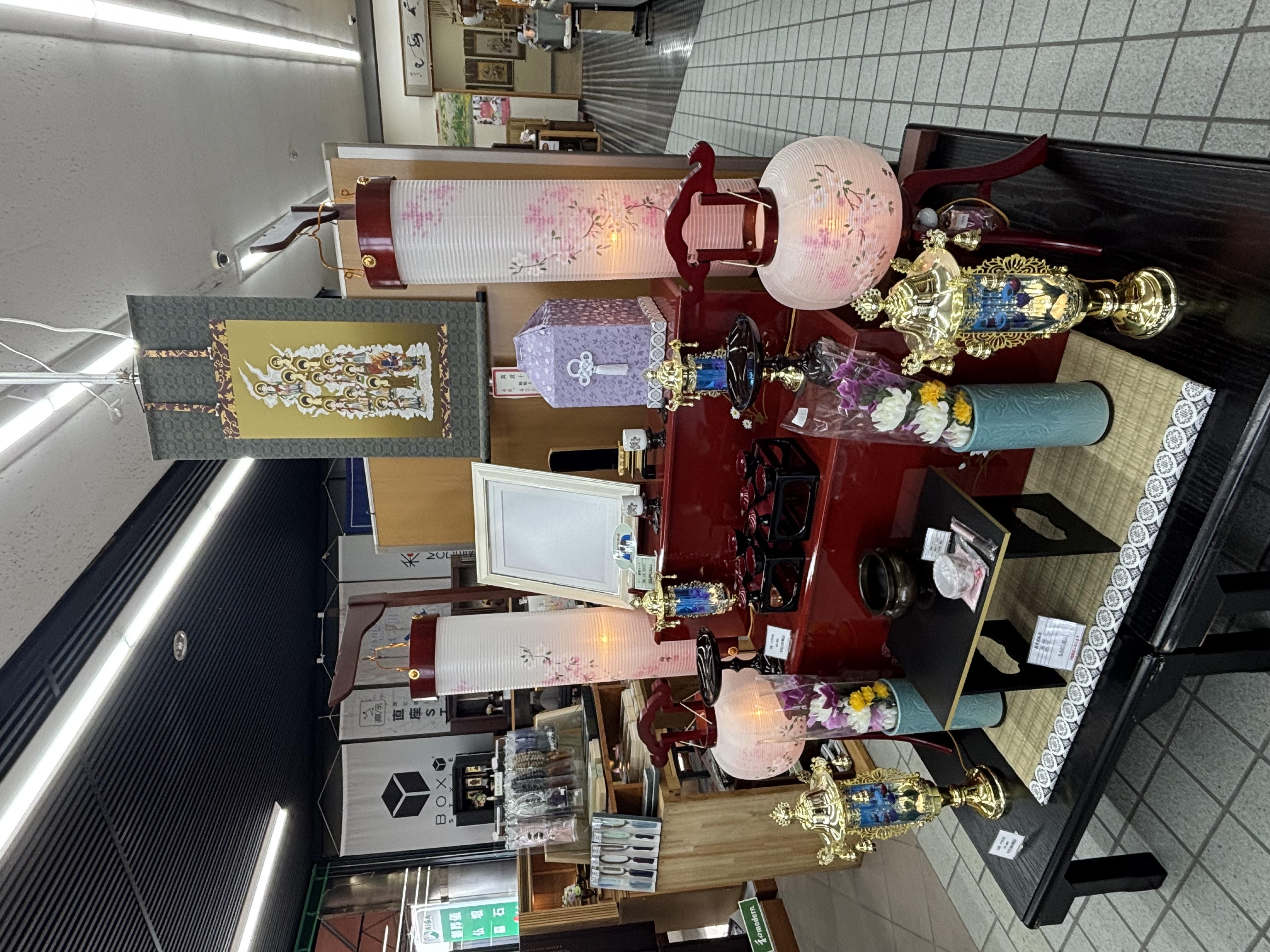 お盆の準備ダガ